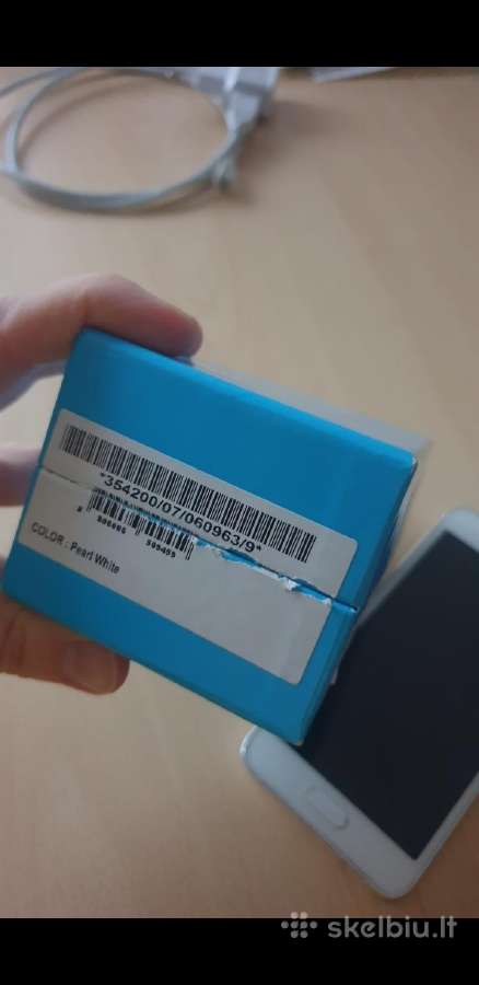 Samsung Galaxy A3 telefonas - nuotraukos Nr. 10