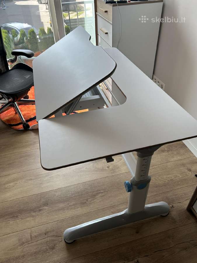 Ergonomiškas vaikiškas stalas - nuotraukos Nr. 2