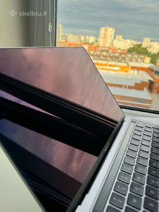 MacBook Pro 13, 2020, 8gb, 256gb SSD, pilnas kompl - nuotraukos Nr. 9