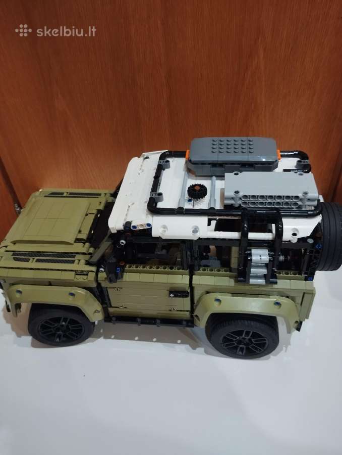 Lego® Technic 42110 – "Land Rover Defender" - nuotraukos Nr. 3