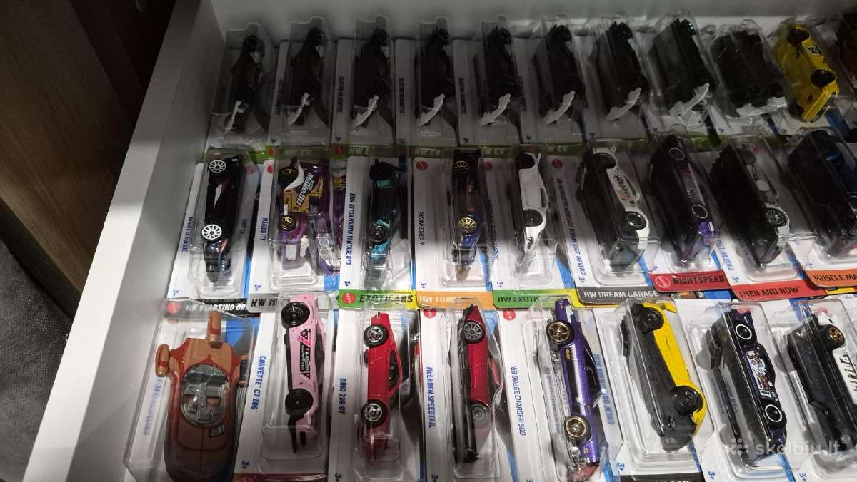 Hot wheels automodiukai didžilė kolekcija - nuotraukos Nr. 14