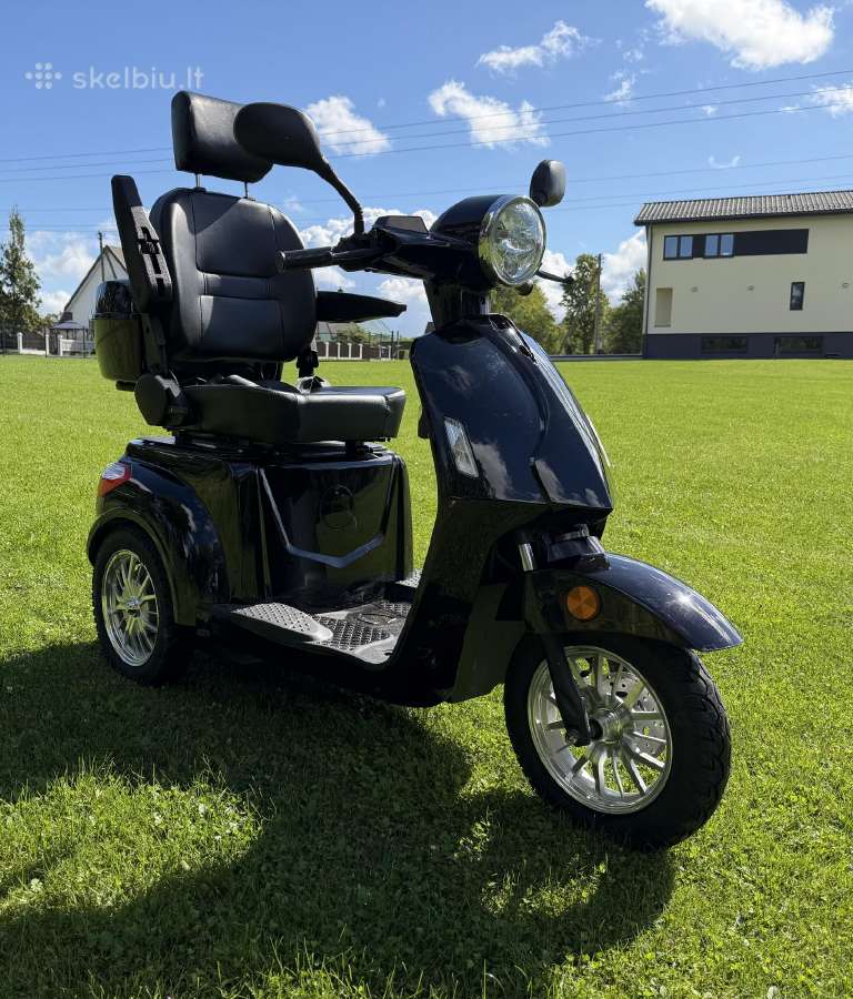 Scooteris senjoram - nuotraukos Nr. 5
