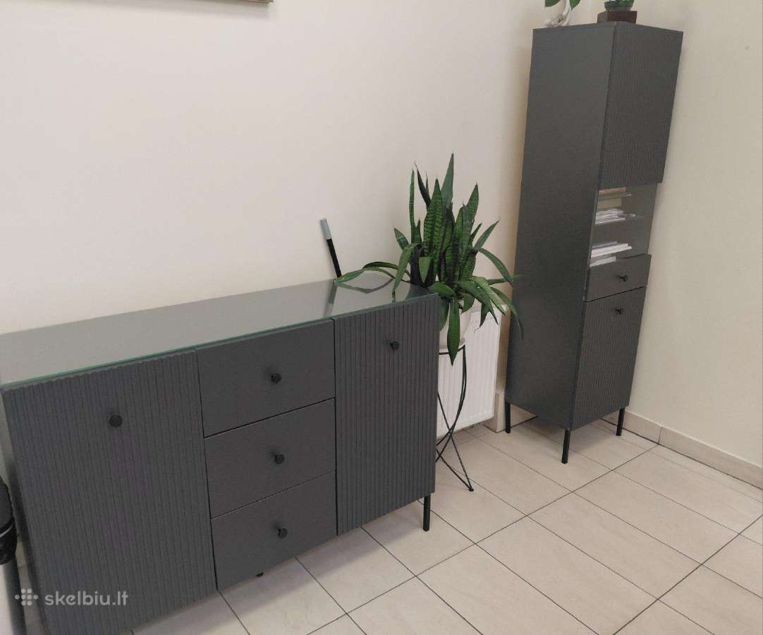 Parduodu soliariumus ir kirpyklos baldus - nuotraukos Nr. 14