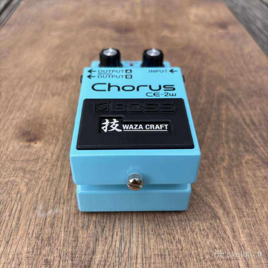 Boss Waza Craft Chorus CE-2w pedalas el. gitarai - nuotraukos Nr. 5