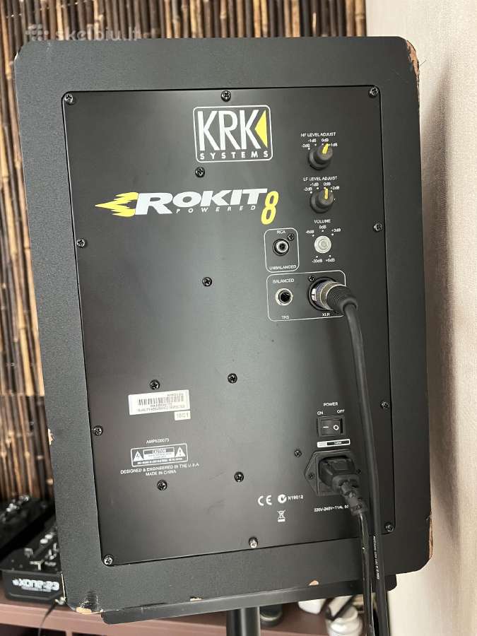 Krk Rokit 8 kolonėlės monitoriai su stovais - nuotraukos Nr. 5