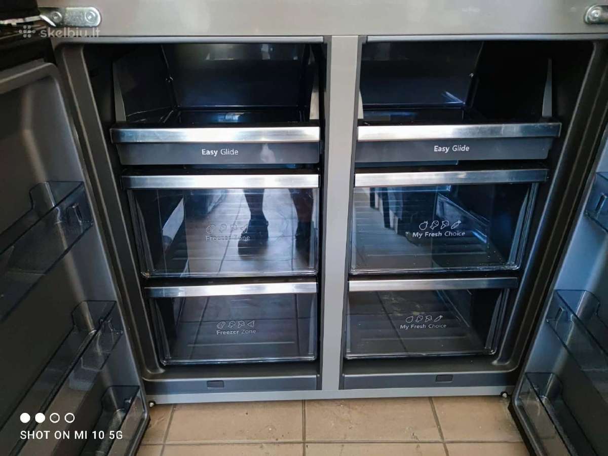 Parduodu keturduri šaldytuva Hisense - nuotraukos Nr. 4