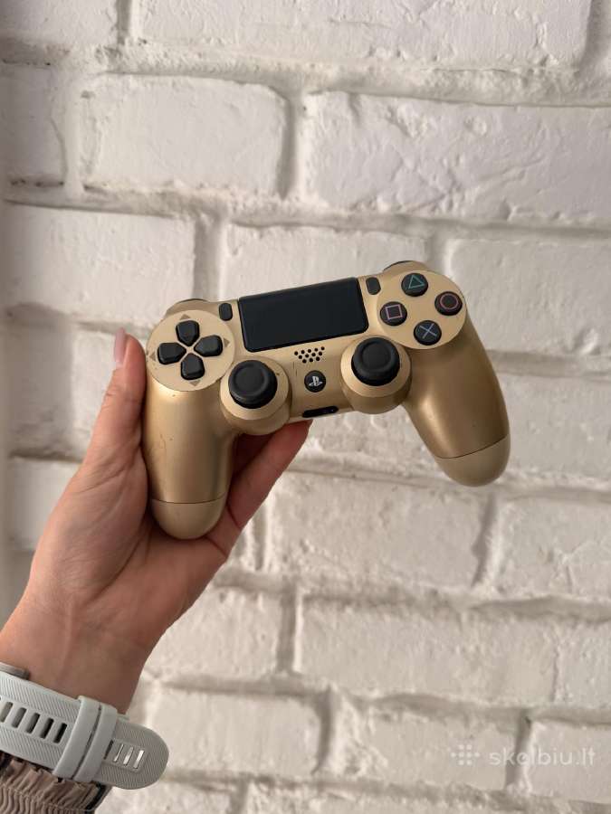 Sony Ps4 Pro su dviem pulteliais - nuotraukos Nr. 3