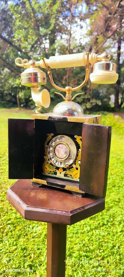 Vintazinis telefonas - nuotraukos Nr. 2