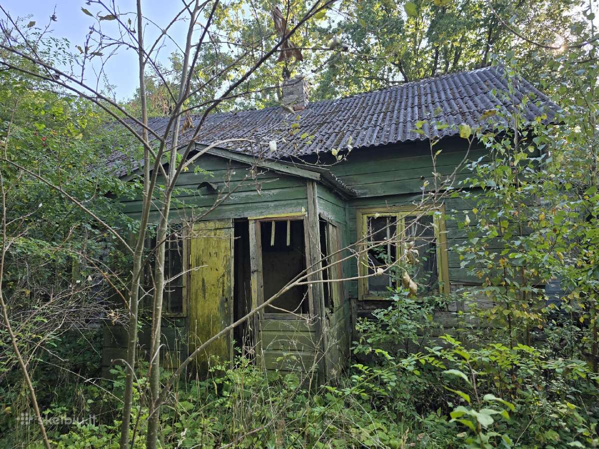 Parduodama 1/2 apleistos sodybos ir 27 arai žemės - nuotraukos Nr. 2