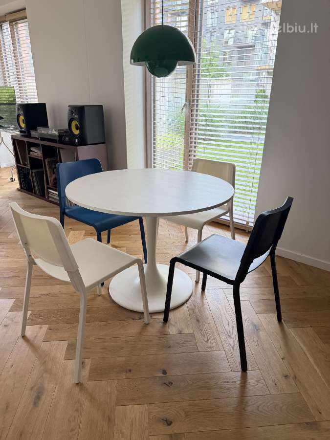 Ikea valgomojo stalas ir kėdės - nuotraukos Nr. 4