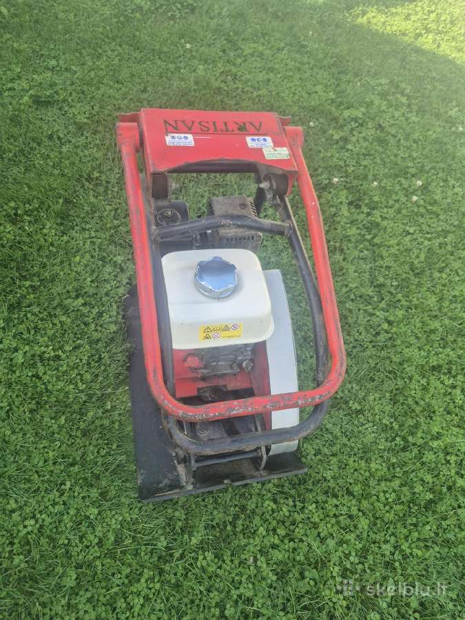 Parduodu vibro plokšte su Honda varikliu - nuotraukos Nr. 3