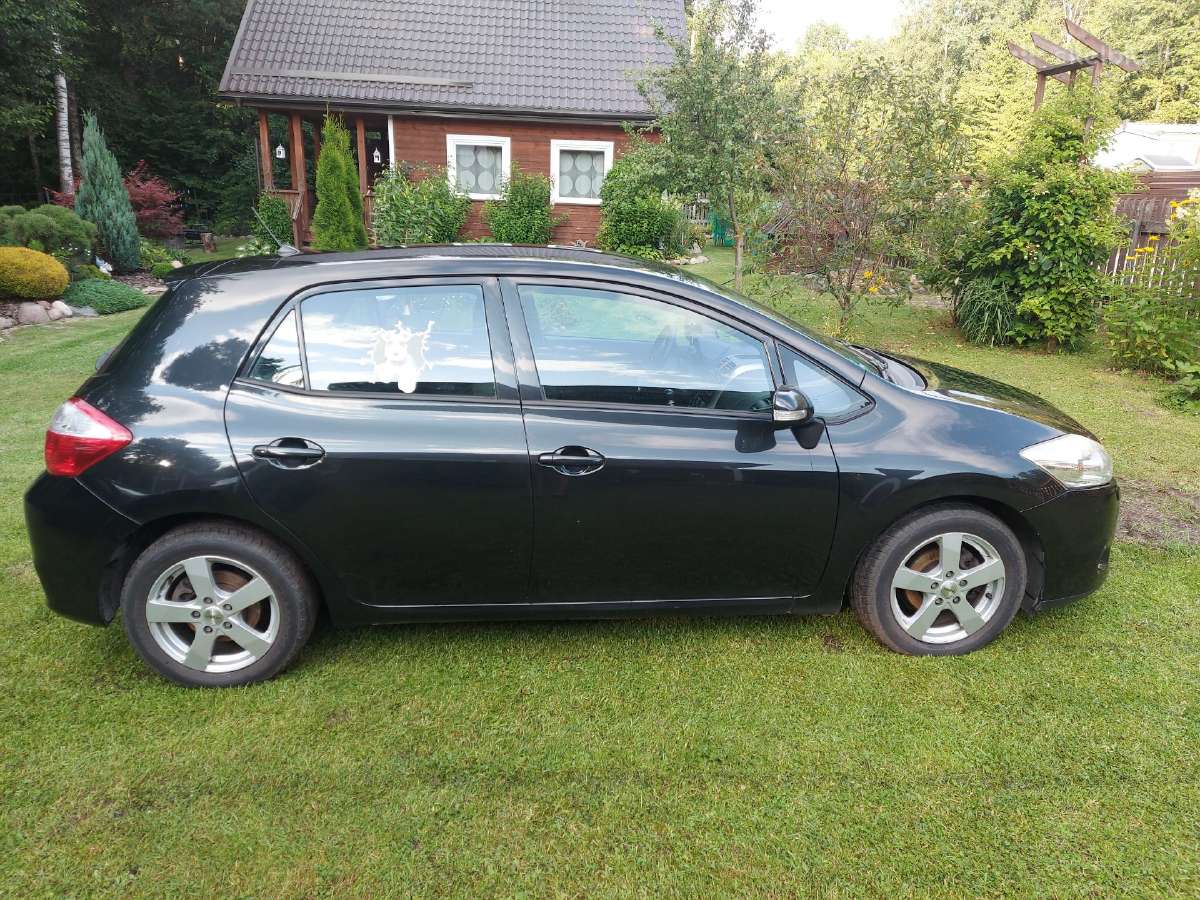 Toyota Auris - nuotraukos Nr. 6