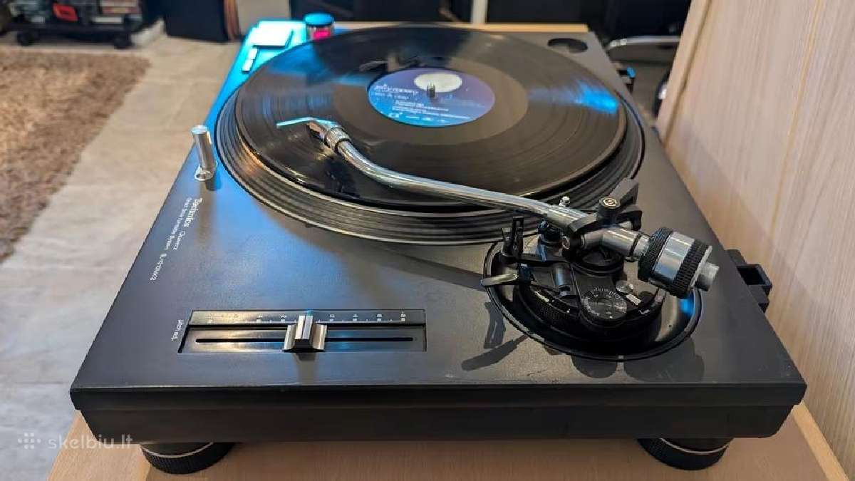 Technics SL-1210mk2 - nuotraukos Nr. 3