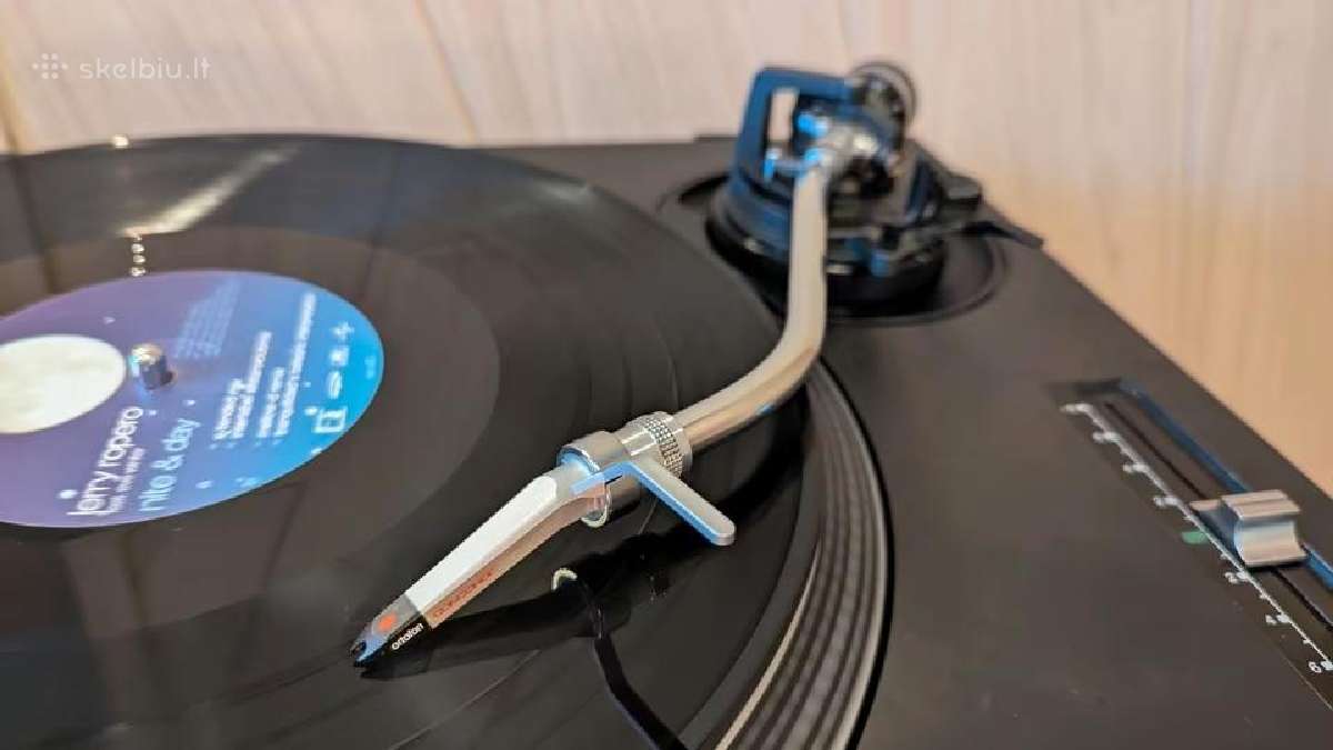 Technics SL-1210mk2 - nuotraukos Nr. 6