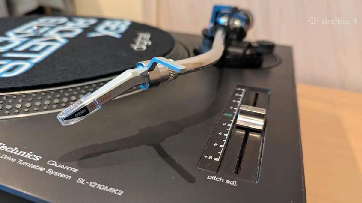 Technics SL-1210mk2 - nuotraukos Nr. 12