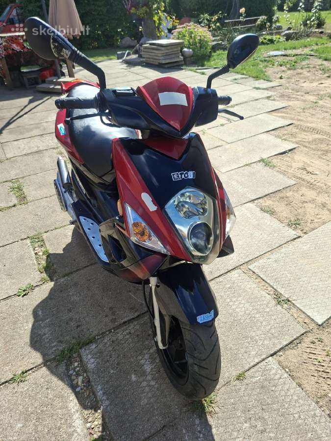 Motoroleris 49cc su dokumentais - nuotraukos Nr. 3