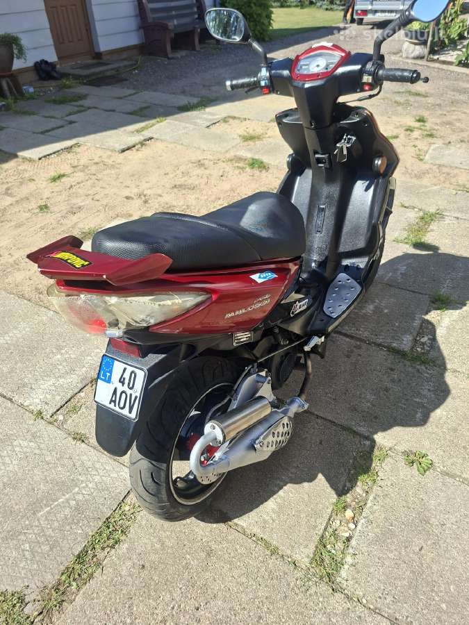 Motoroleris 49cc su dokumentais - nuotraukos Nr. 4