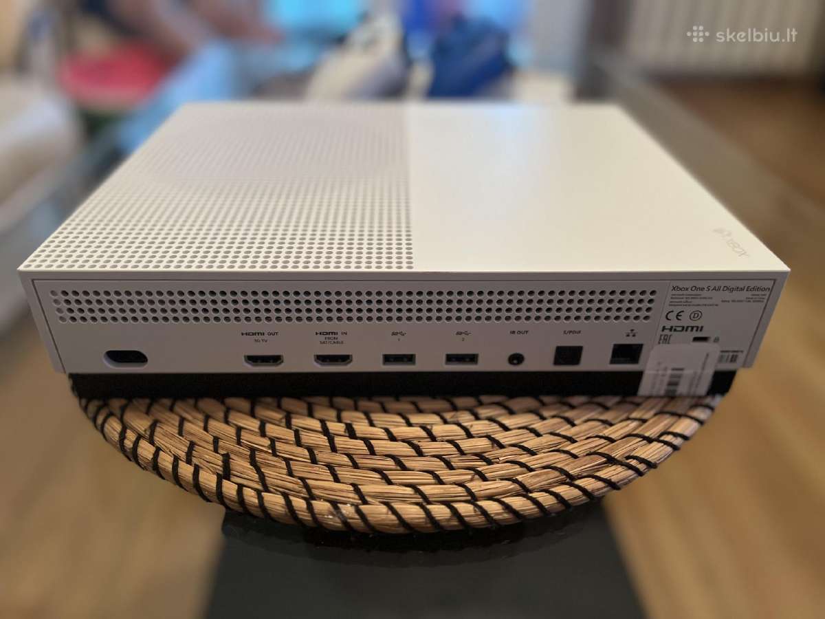Xbox One S digital 1tb versija 1681 - nuotraukos Nr. 5