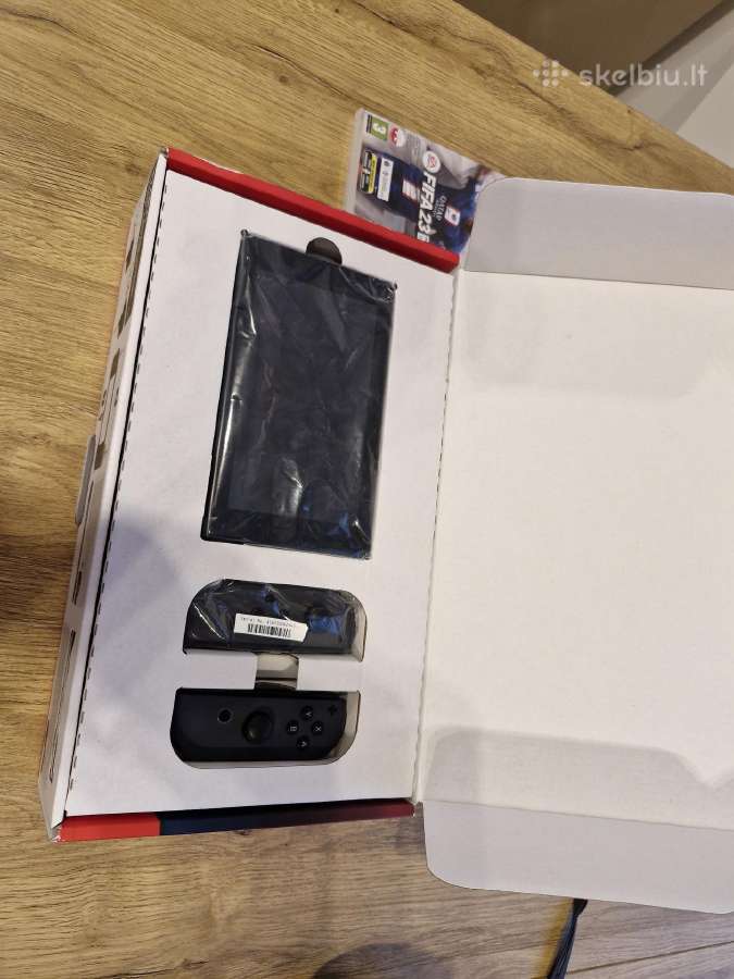 Nintendo switch v2 + priedai +žaidimas - nuotraukos Nr. 13