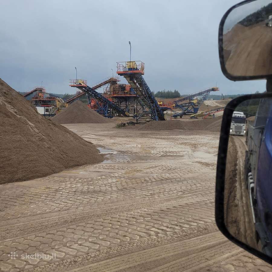 Zvyras juodzemis skalda maltas betonas - nuotraukos Nr. 20