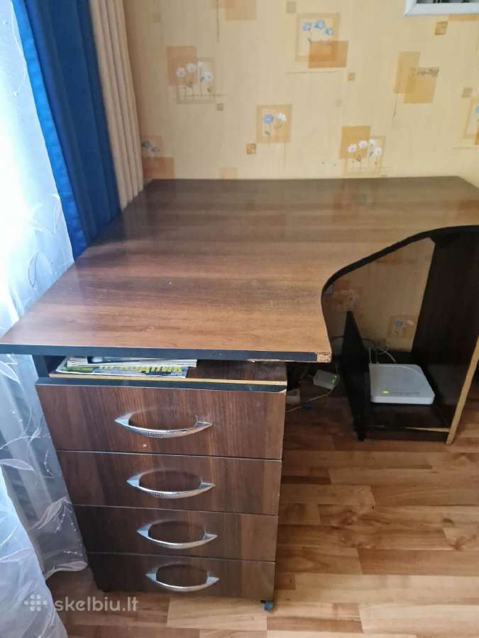 Rašomasis stalas - nuotraukos Nr. 2