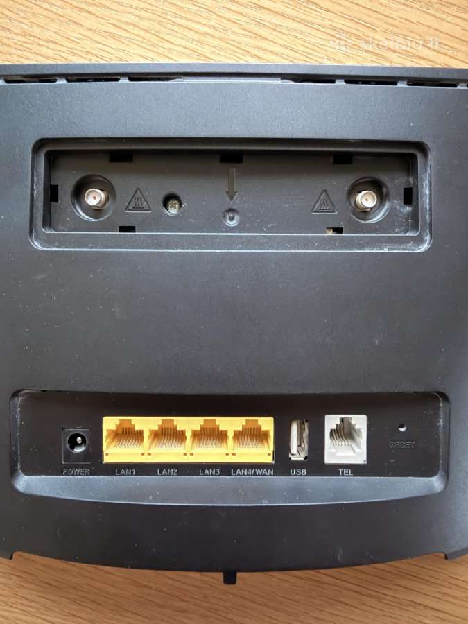 Huawei B525s-23a - nuotraukos Nr. 3