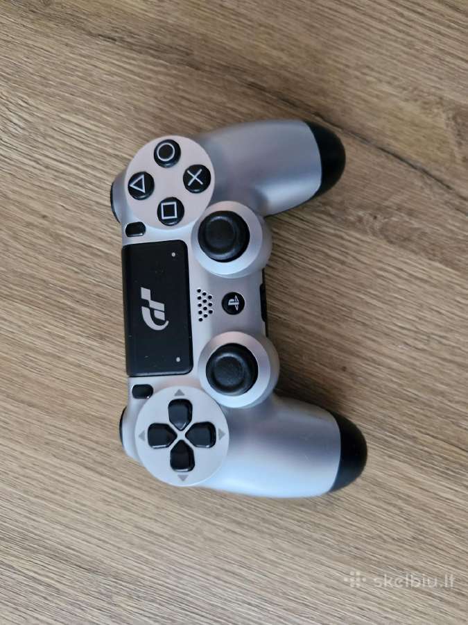 Ps4 pro 1tb +3 pultai+žaidimas - nuotraukos Nr. 4