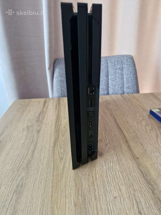 Ps4 pro 1tb +3 pultai+žaidimas - nuotraukos Nr. 9