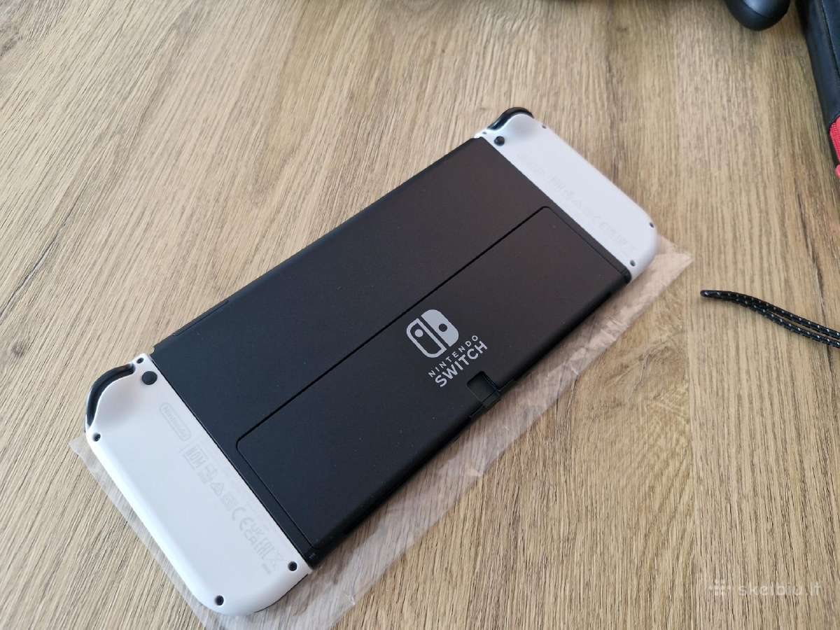 Nintendo Oled balta versija - nuotraukos Nr. 8