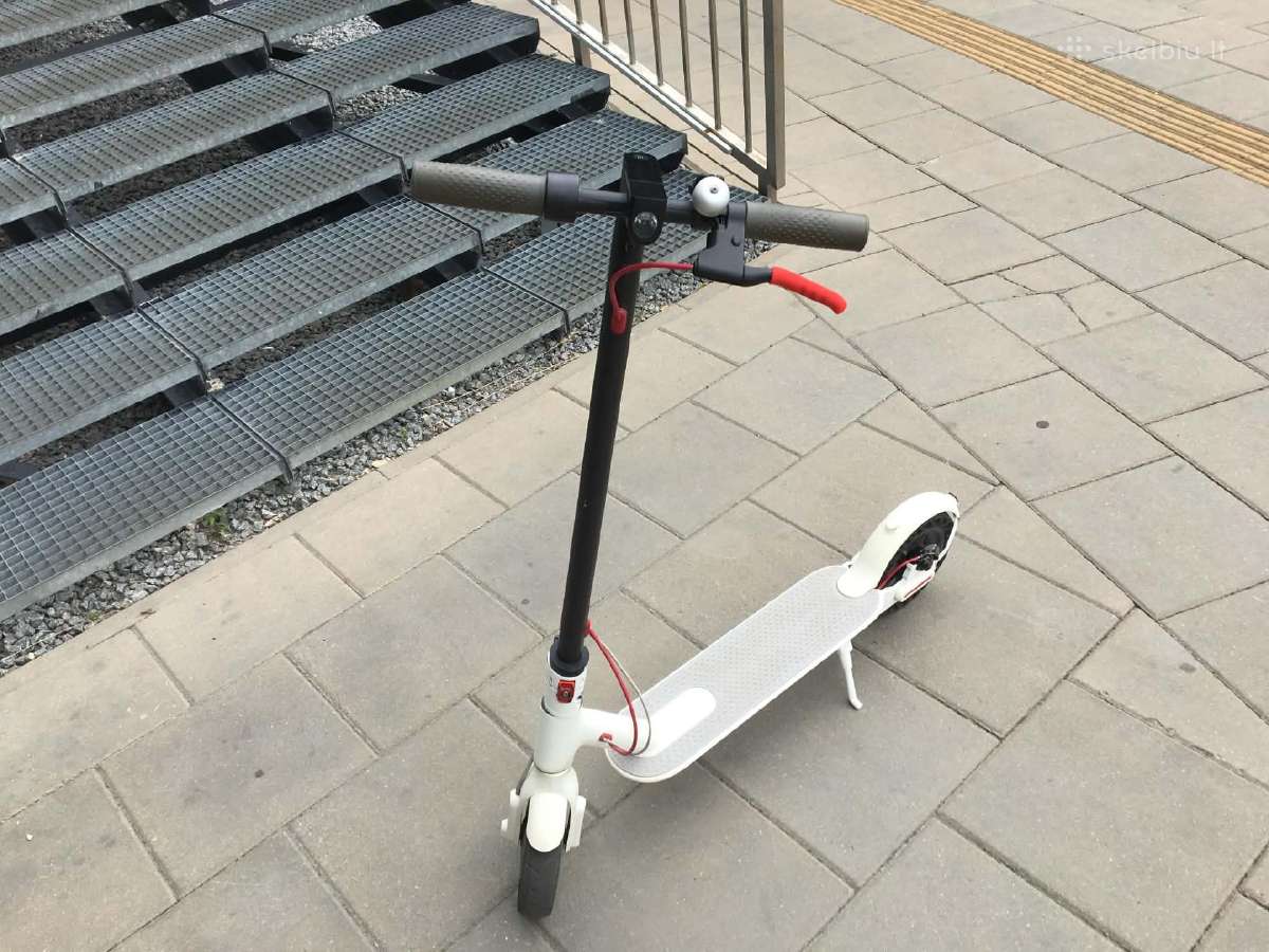 Xiaomi M365 first generation - nuotraukos Nr. 2