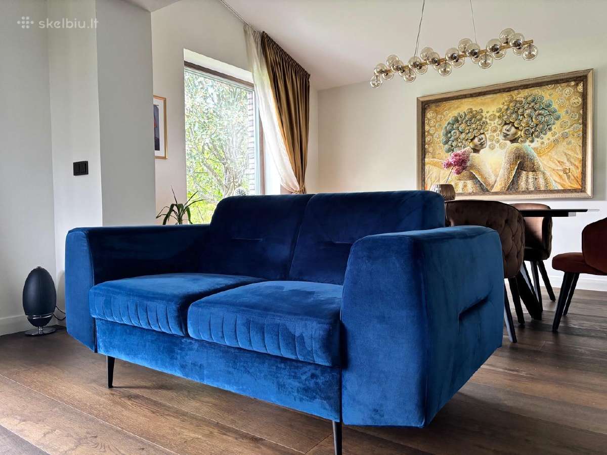 Stilinga veliūrinė tamsiai mėlyna dvivietė sofa - nuotraukos Nr. 4