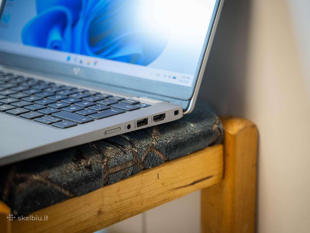 Dell Latitude 5330 / i5-1245u / 16gb / 256gb GB - nuotraukos Nr. 7