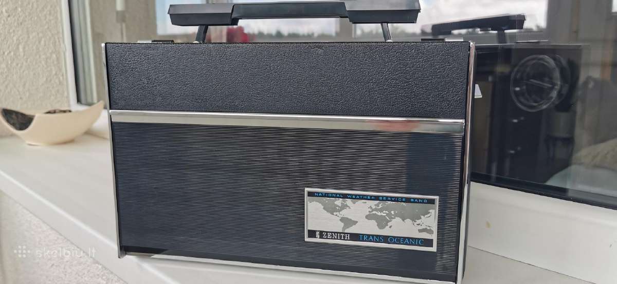 Zenith Trans-oceanic Royal D7000y Radijo Imtuvas - nuotraukos Nr. 12