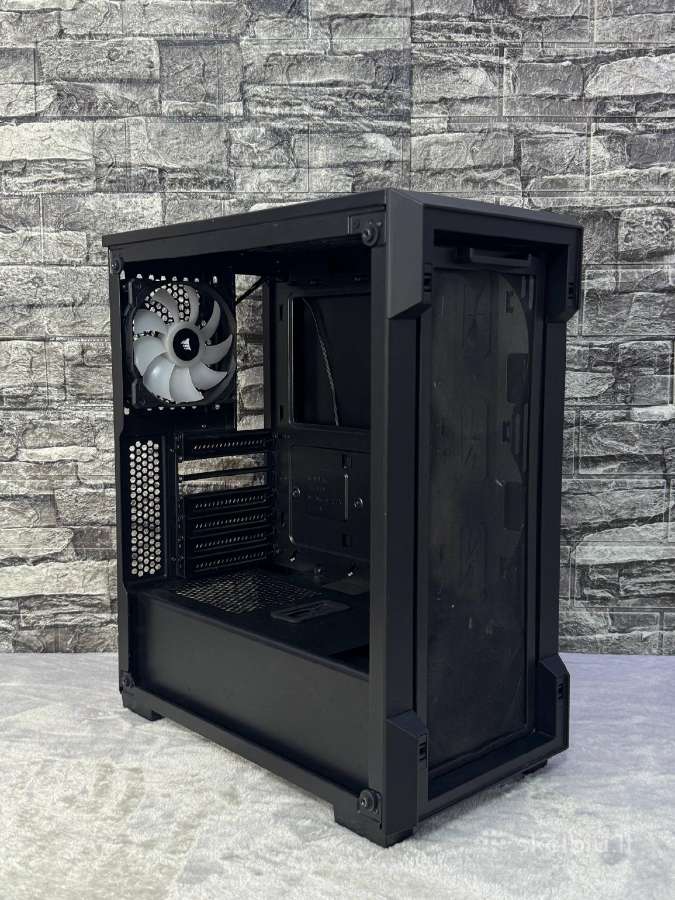 Korpusai: Asus, Corsair - nuotraukos Nr. 2