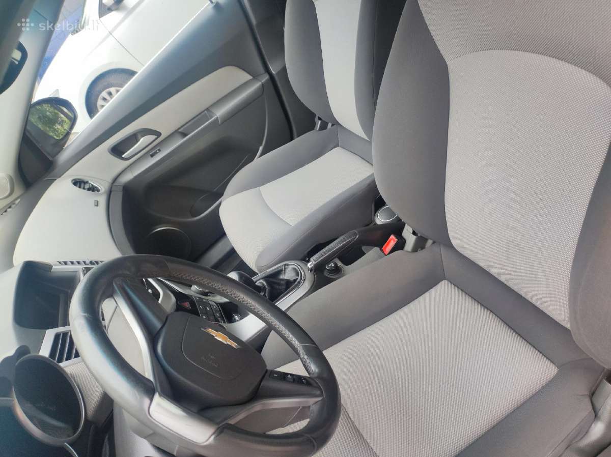 Chevrolet Cruze 2.0 dyzelis - nuotraukos Nr. 9