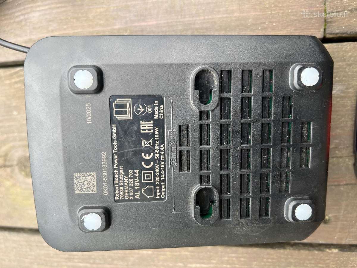 18v Bosch pakrovėjo ir baterijos komplektas - nuotraukos Nr. 8