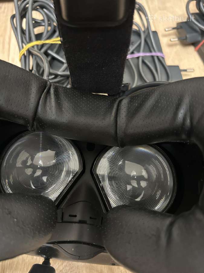HTC Vive su daug priedų - nuotraukos Nr. 4