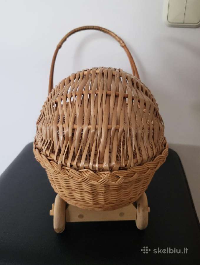 Vintažinio stiliaus pintas vežimėlis - nuotraukos Nr. 3