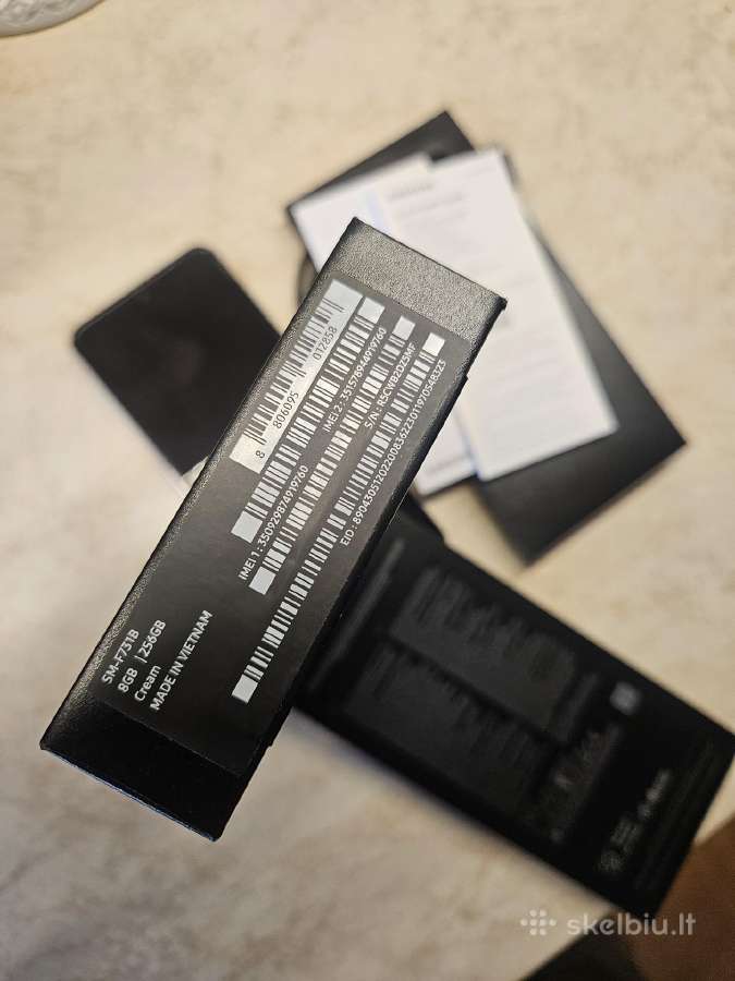 Samsung Galaxy Z Flip5 Cream - nuotraukos Nr. 7
