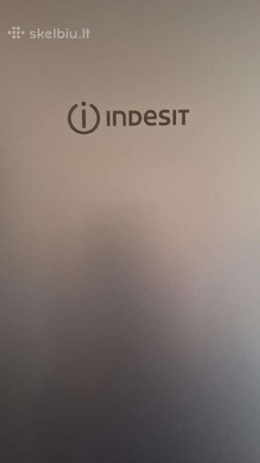 Šaldytuvas Indesit 2m. aukščio 70 eu. - nuotraukos Nr. 2