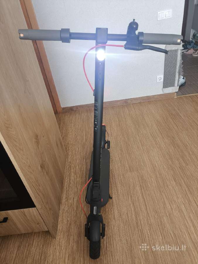 Xiaomi Electric Scooter 4 Pro (2nd Gen) - nuotraukos Nr. 3