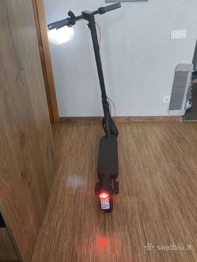 Xiaomi Electric Scooter 4 Pro (2nd Gen) - nuotraukos Nr. 4