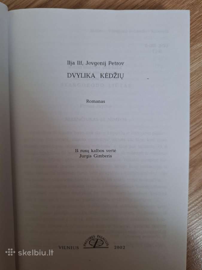 Dvylika kėdžių - nuotraukos Nr. 2