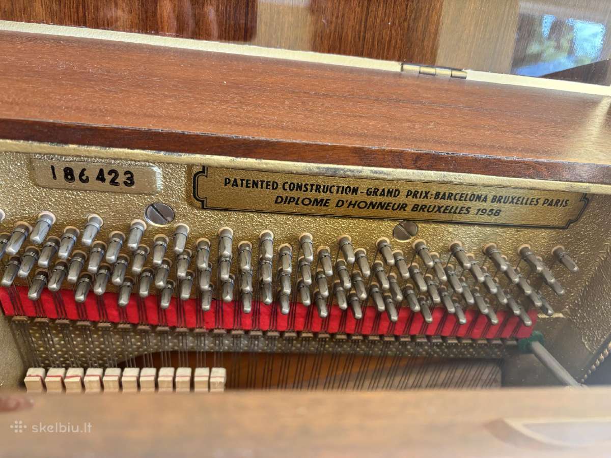 Petrof pianinas - nuotraukos Nr. 4