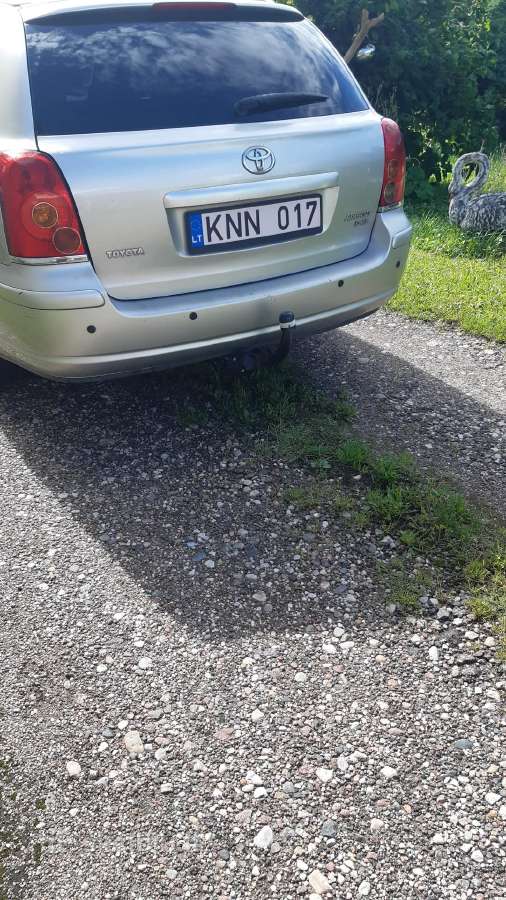 Parduodu Toyota Avensis, - nuotraukos Nr. 2