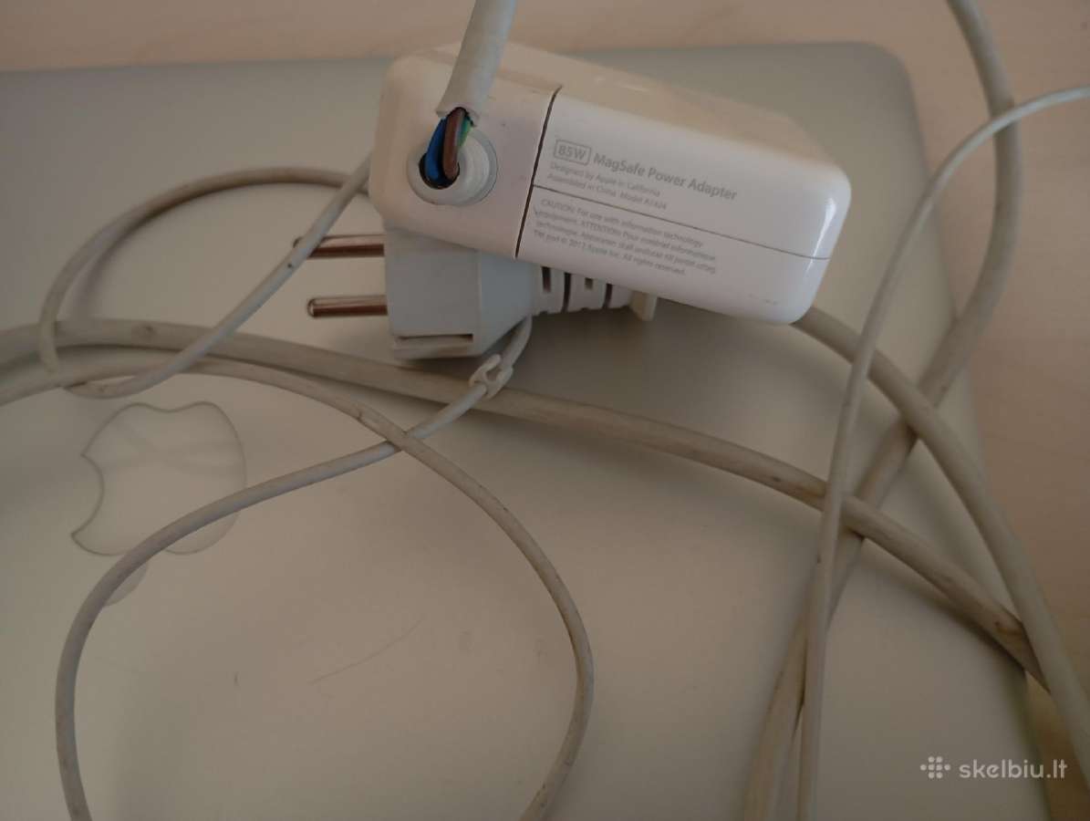 Apple MacBook pro 2013 15.4 i7 su ekrano defektu - nuotraukos Nr. 7