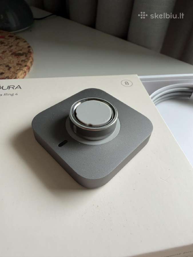 Oura Ring 4 Size 8, Brushed Silver For parts - nuotraukos Nr. 2