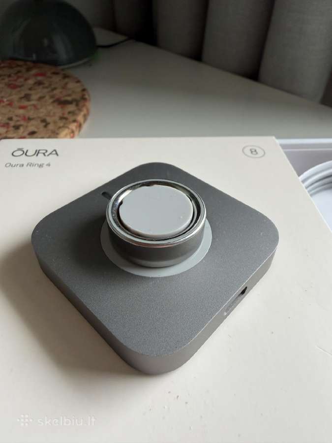 Oura Ring 4 Size 8, Brushed Silver For parts - nuotraukos Nr. 3