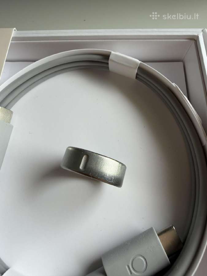 Oura Ring 4 Size 8, Brushed Silver For parts - nuotraukos Nr. 4