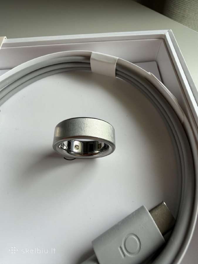 Oura Ring 4 Size 8, Brushed Silver For parts - nuotraukos Nr. 6